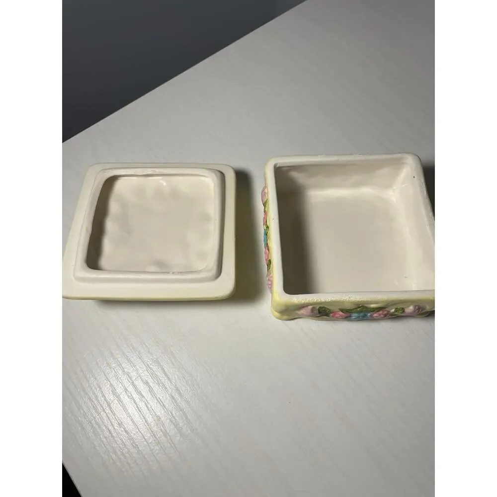 Capodimonte Jewelry Trinket Box Yellow Floral Flowers Gift Vanity Decor Easter